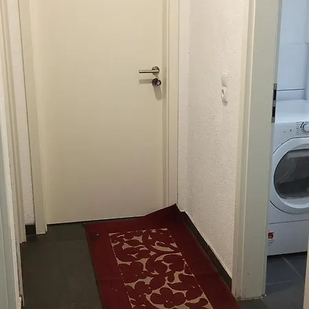 Anna Zimmer Familienzimmer Mit Gemeinschaftskueche Im Zentrum Von Heilbronn Esterno foto