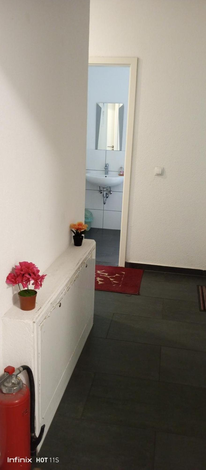 Homestay Anna Zimmer Familienzimmer Mit Gemeinschaftskueche Im Zentrum Von Heilbronn Heilbronn
