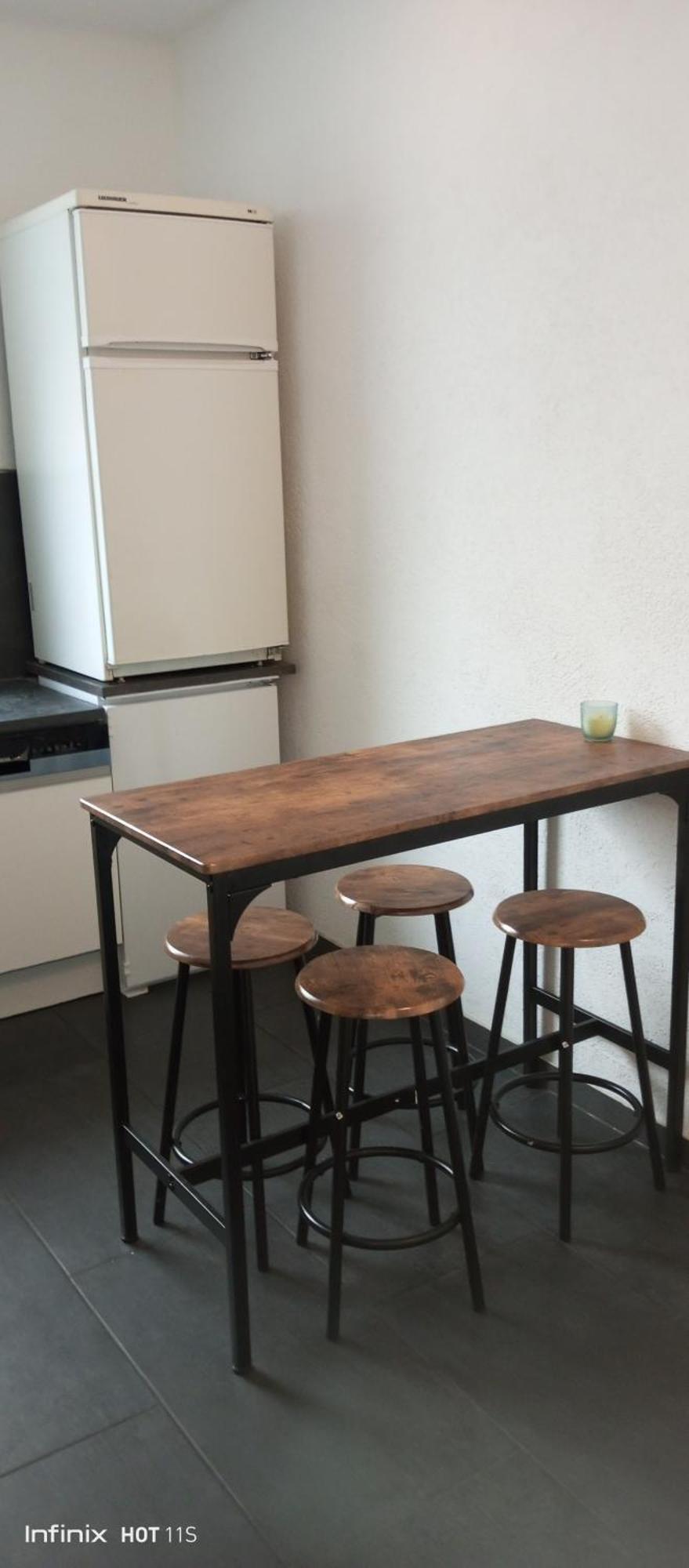 Anna Zimmer Familienzimmer Mit Gemeinschaftskueche Im Zentrum Von Heilbronn Homestay *
